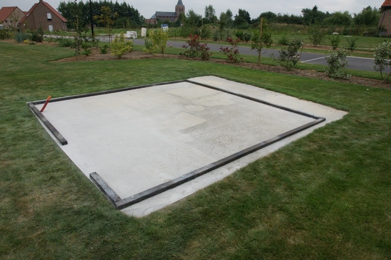 Comment poser un abri de jardin sur dalle béton ? Jamet Espaces Verts